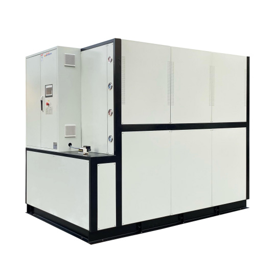 Ultra-low temperature water-cooled box type